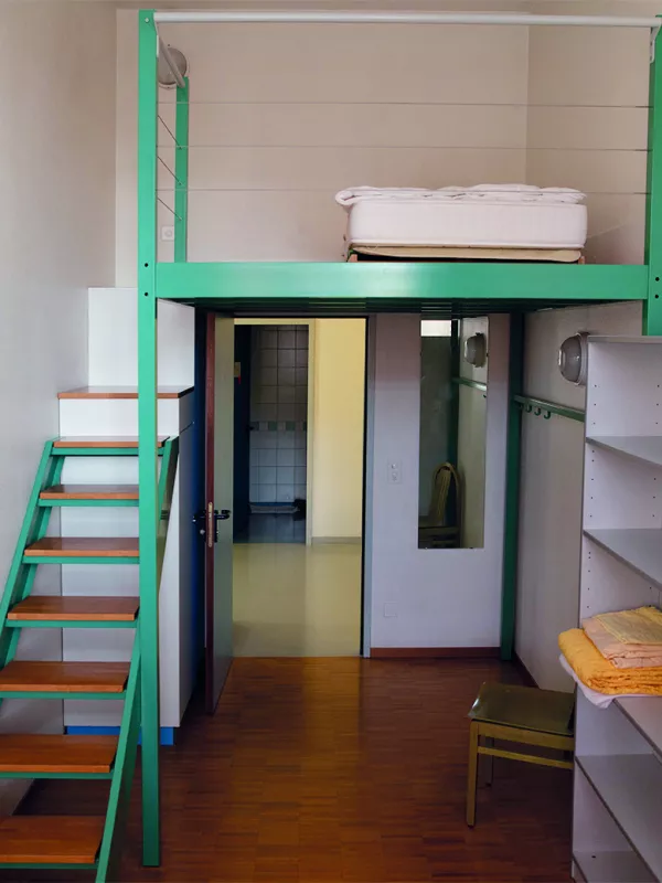 Room (1 person) in shared flat (minimum 14m2)
